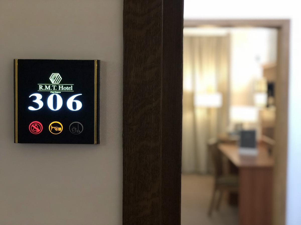 Hotel Athos R.M.T. Клуж-Напока Экстерьер фото