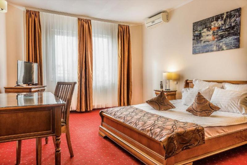 Hotel Athos R.M.T. Клуж-Напока Экстерьер фото